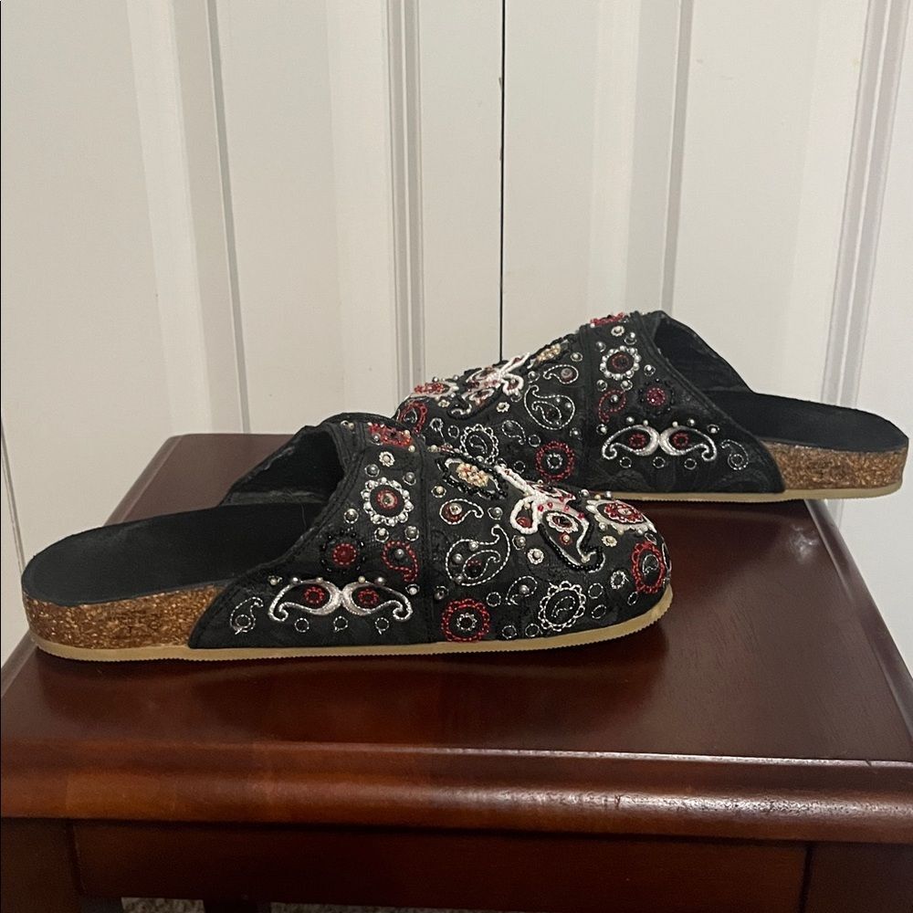 Rampage RARE Y2K Beaded Embellished Embroidered Women's Clogs Mules Shoes 7 - Picture 4 of 8